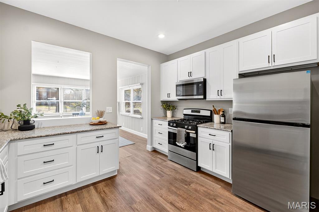 5834 Victoria Avenue