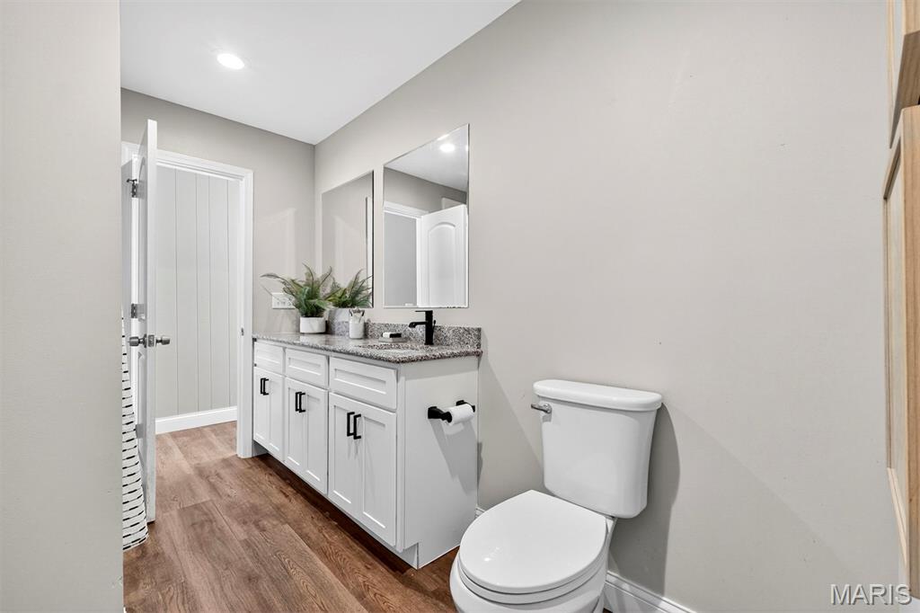 5834 Victoria Avenue