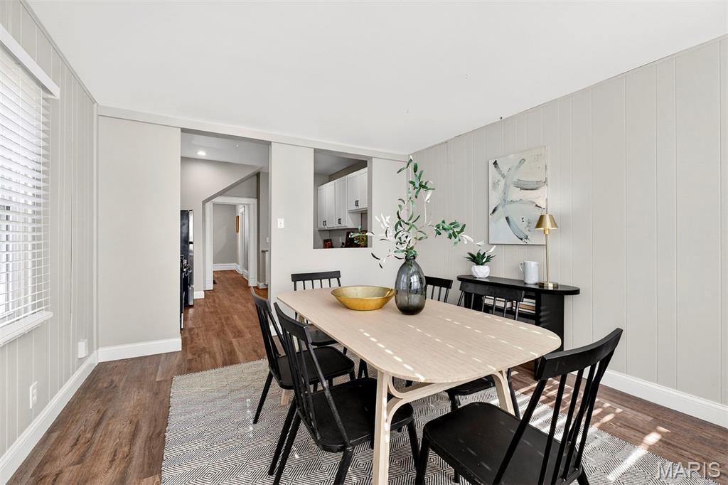 5834 Victoria Avenue