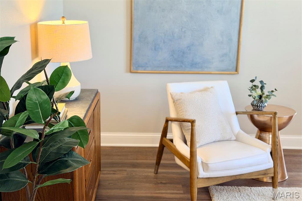 5834 Victoria Avenue