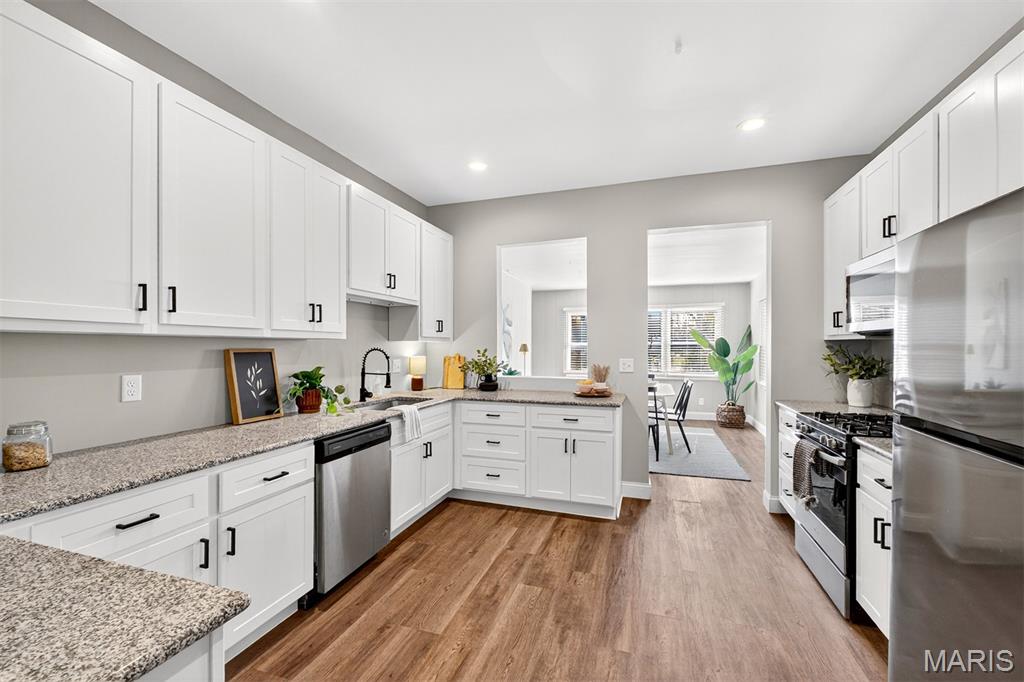 5834 Victoria Avenue