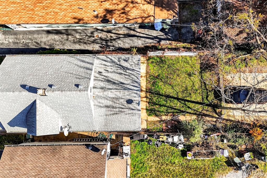 5834 Victoria Avenue