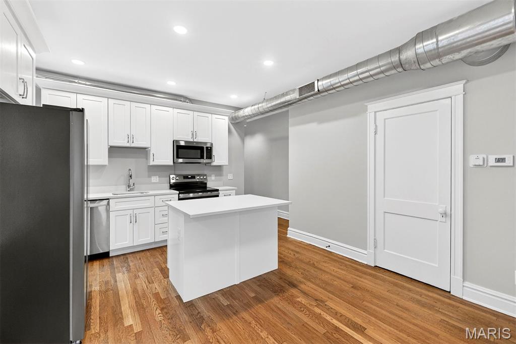 6432 Alamo Avenue Unit: 2E