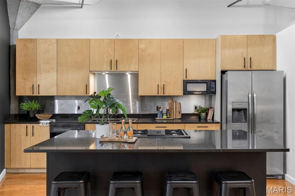 1619 Washington Avenue Unit: 505