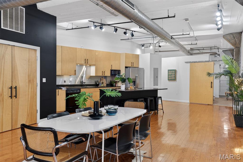 1619 Washington Avenue Unit: 505