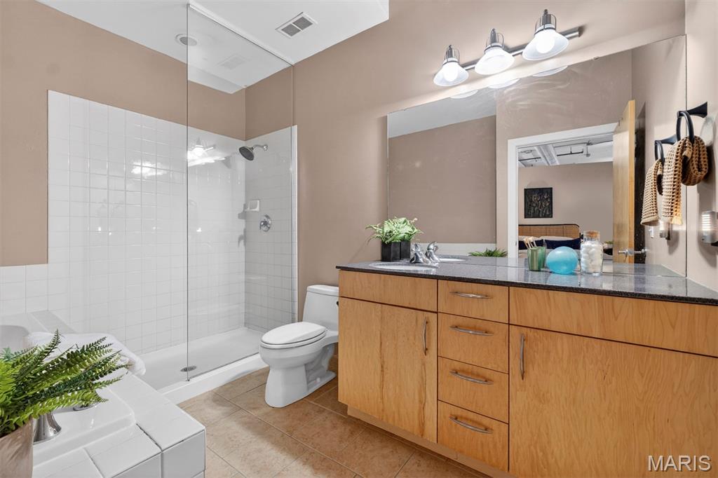 1619 Washington Avenue Unit: 505