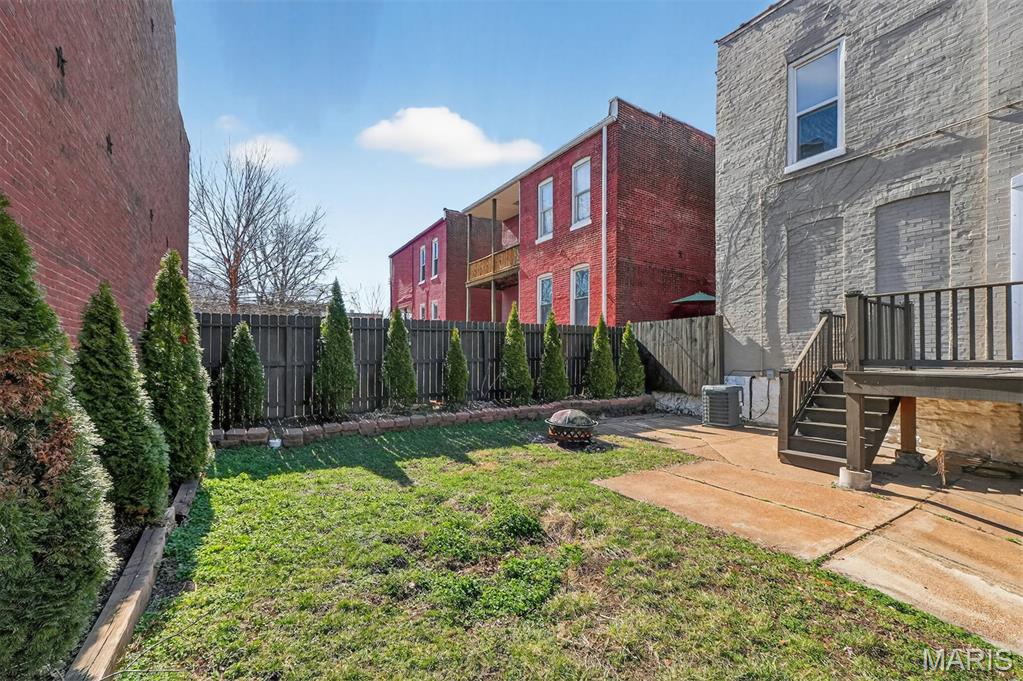 2124 Withnell Avenue