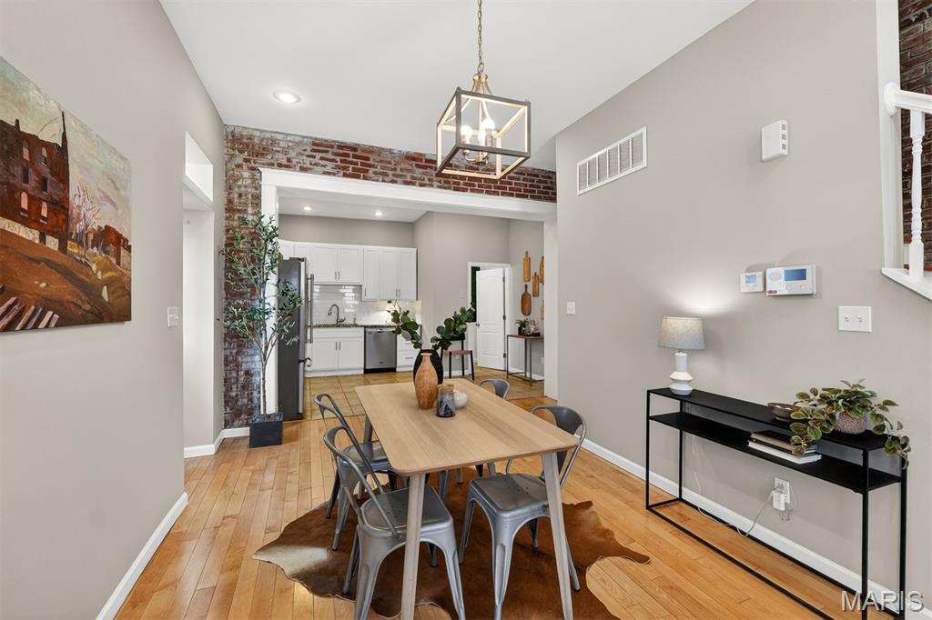 2124 Withnell Avenue