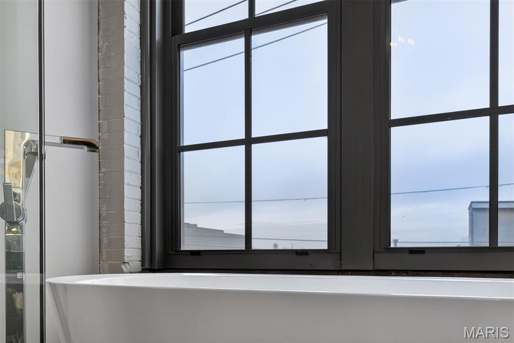 2647 Locust Street Unit: 2R