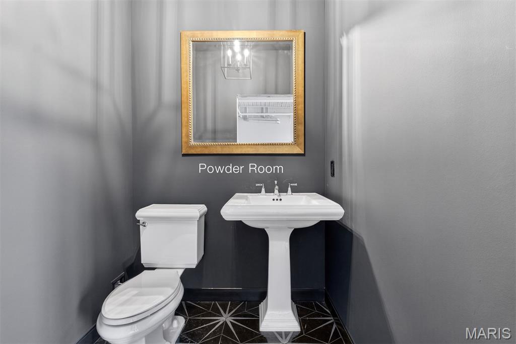 2647 Locust Street Unit: 4F