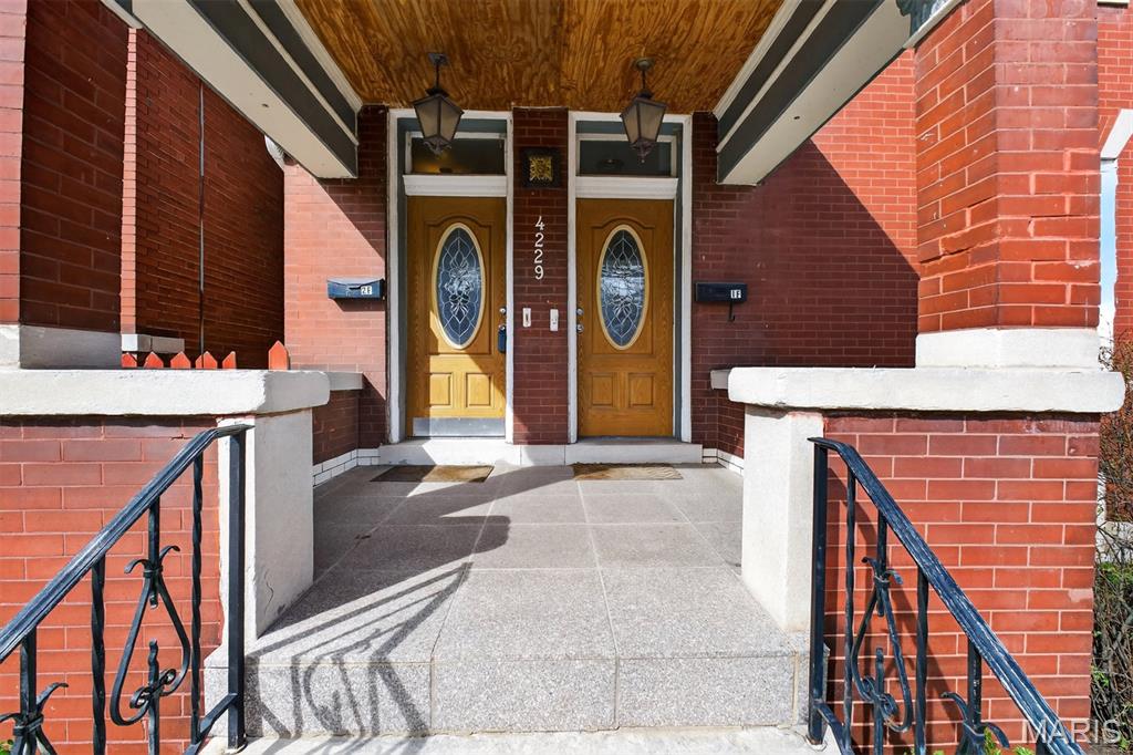 4229 Hartford Street