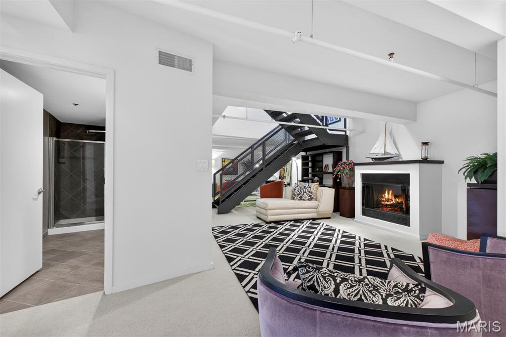 915 Olive Street Unit: 1605