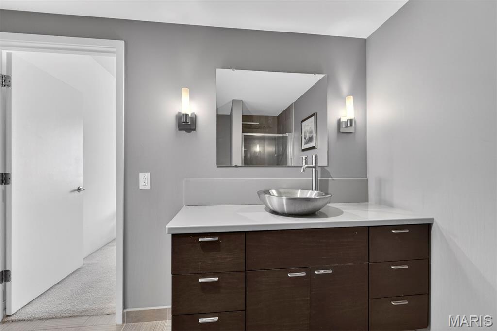 915 Olive Street Unit: 1605