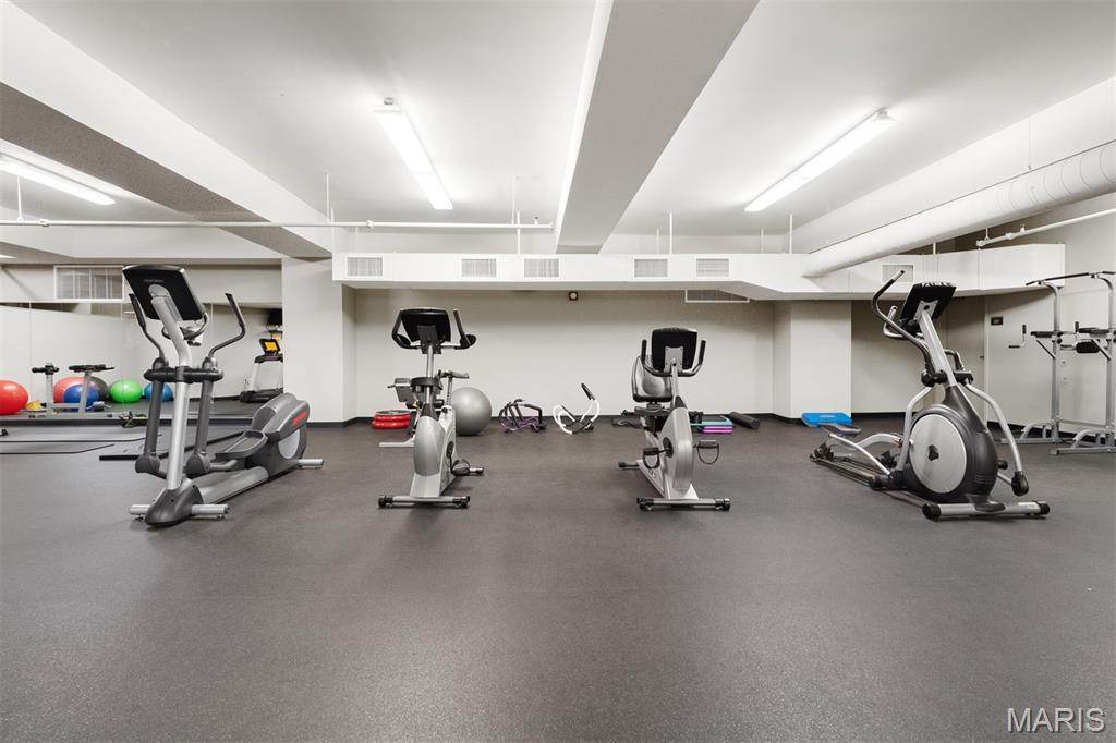 915 Olive Street Unit: 1605