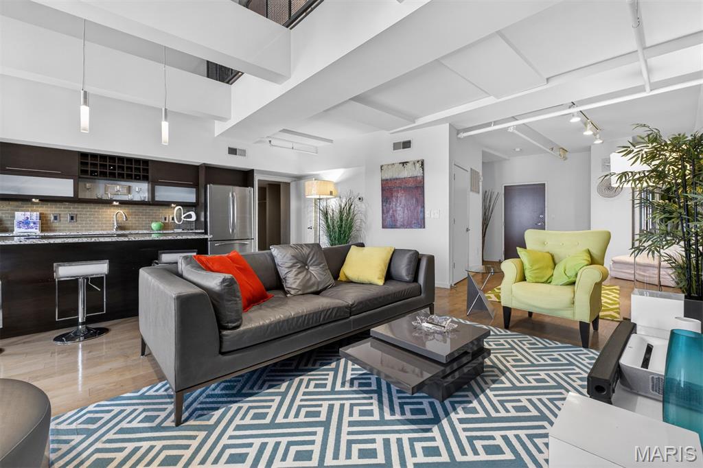 915 Olive Street Unit: 1605