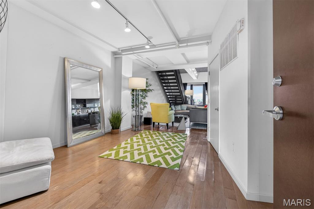 915 Olive Street Unit: 1605