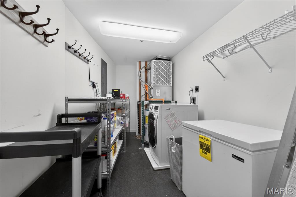 915 Olive Street Unit: 1605