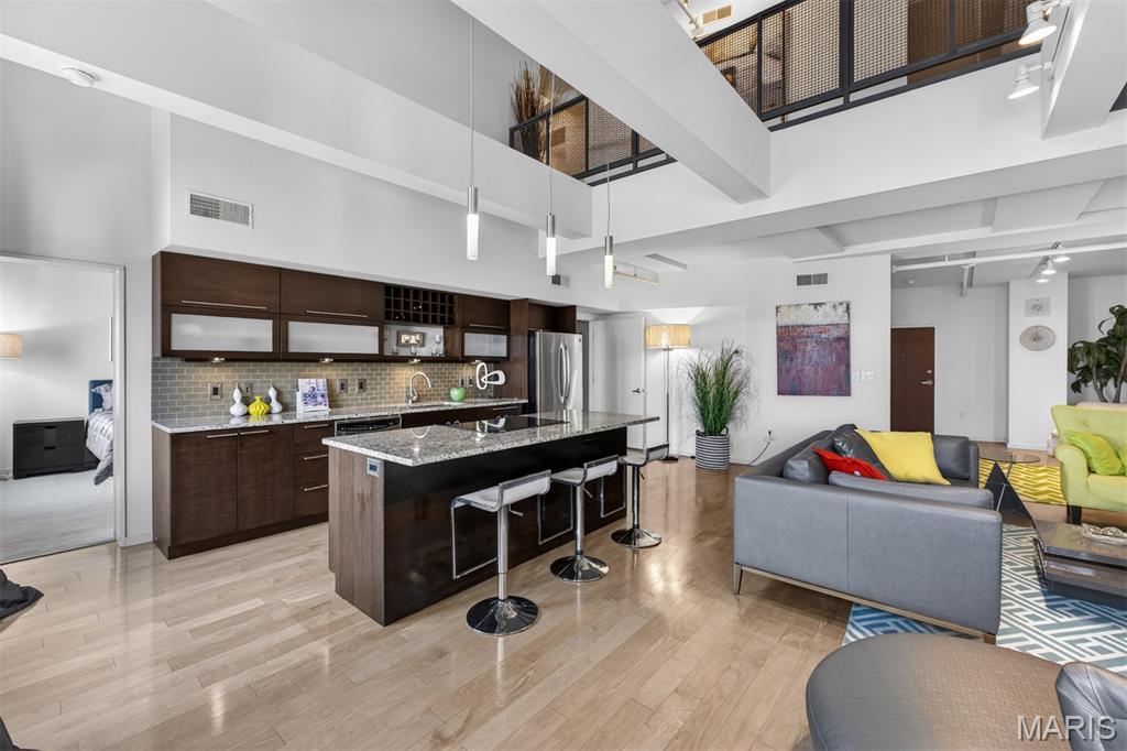 915 Olive Street Unit: 1605