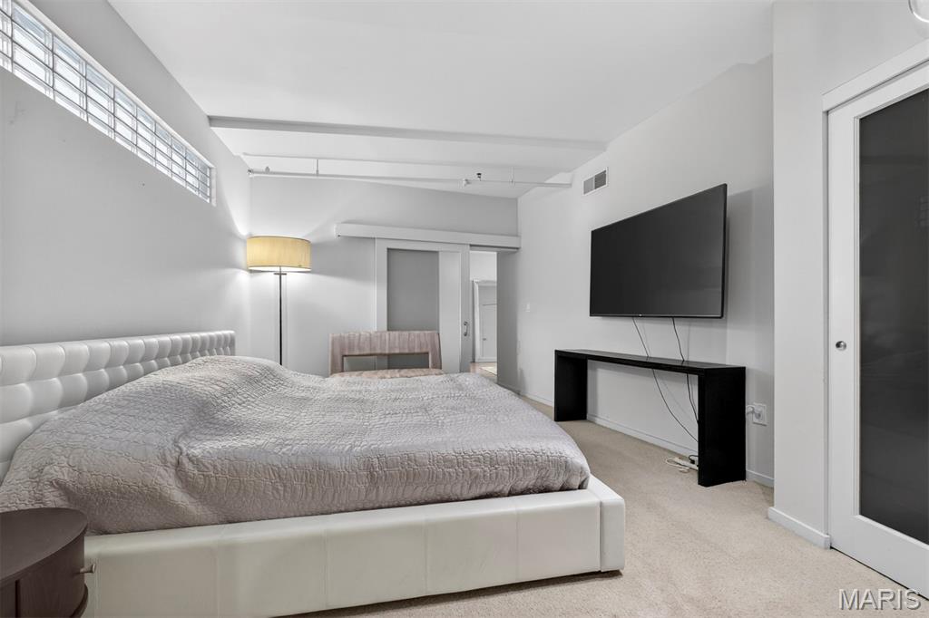 915 Olive Street Unit: 1605