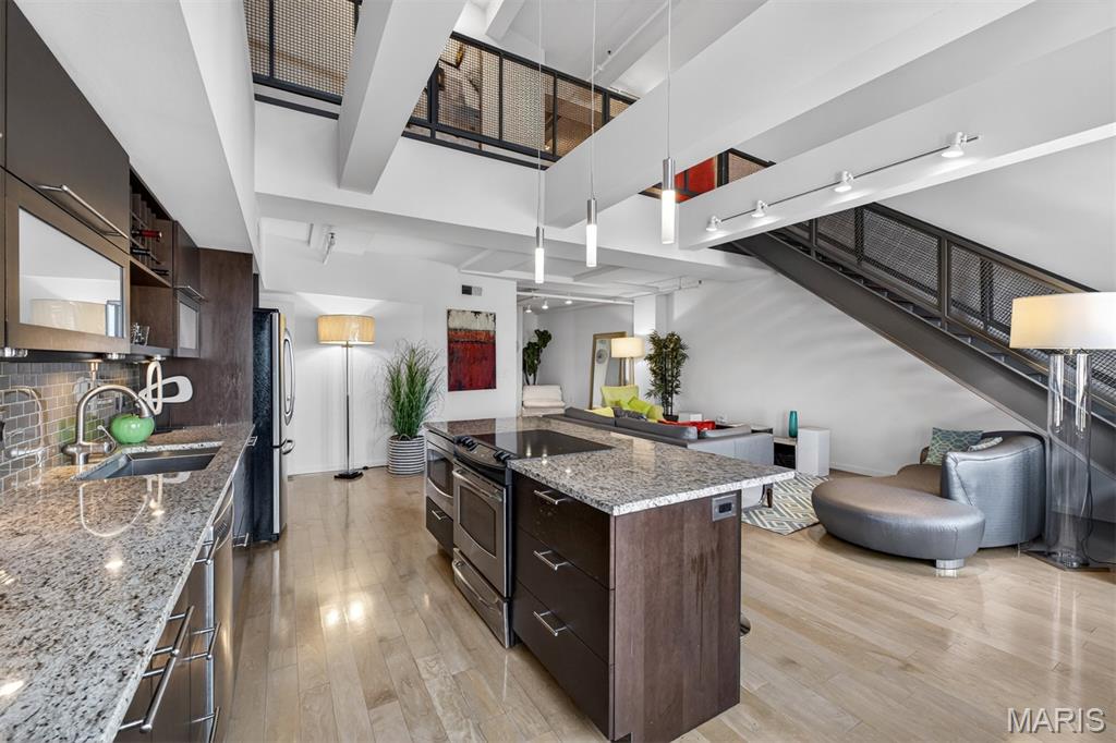 915 Olive Street Unit: 1605