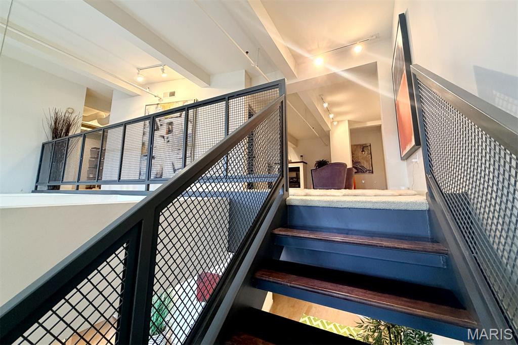 915 Olive Street Unit: 1605