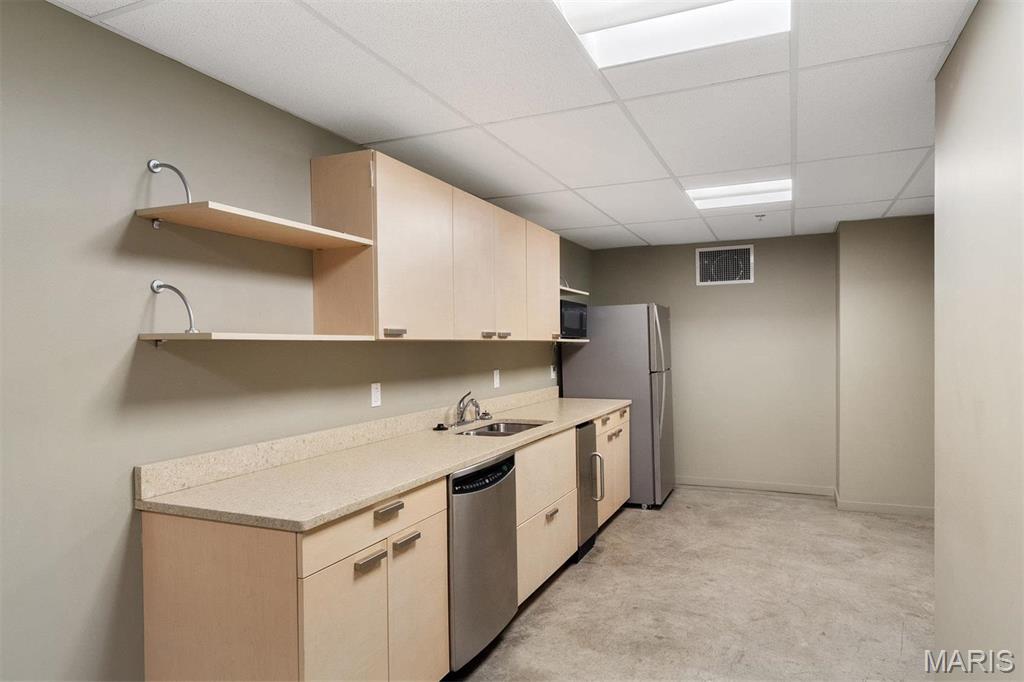 915 Olive Street Unit: 1011