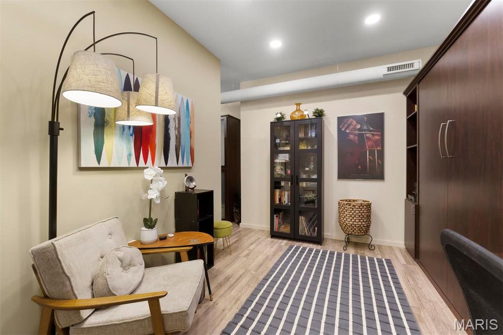 915 Olive Street Unit: 1011