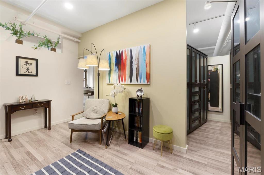 915 Olive Street Unit: 1011