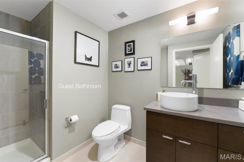 915 Olive Street Unit: 1011