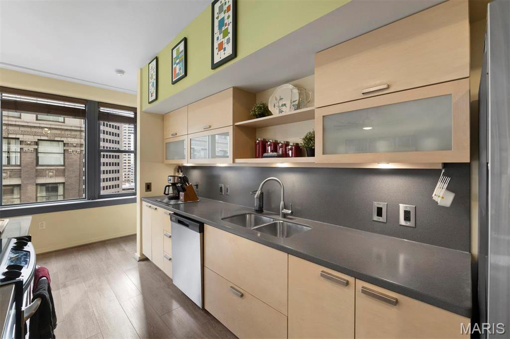 915 Olive Street Unit: 1011