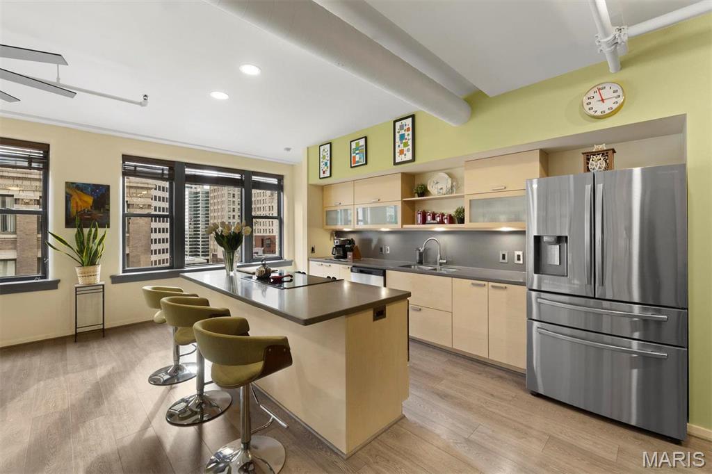 915 Olive Street Unit: 1011
