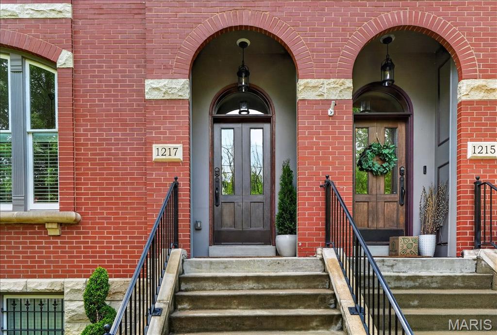1217 Dolman Street
