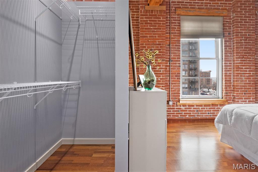 721 N 17th Unit: 405