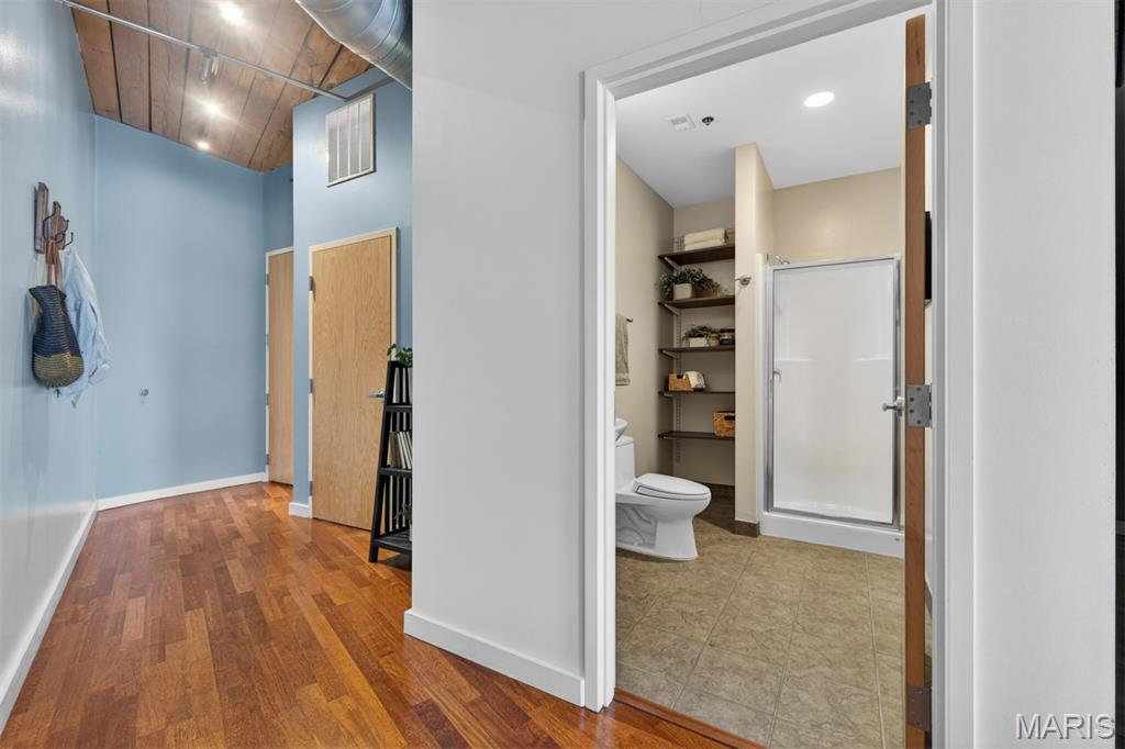 721 N 17th Unit: 405