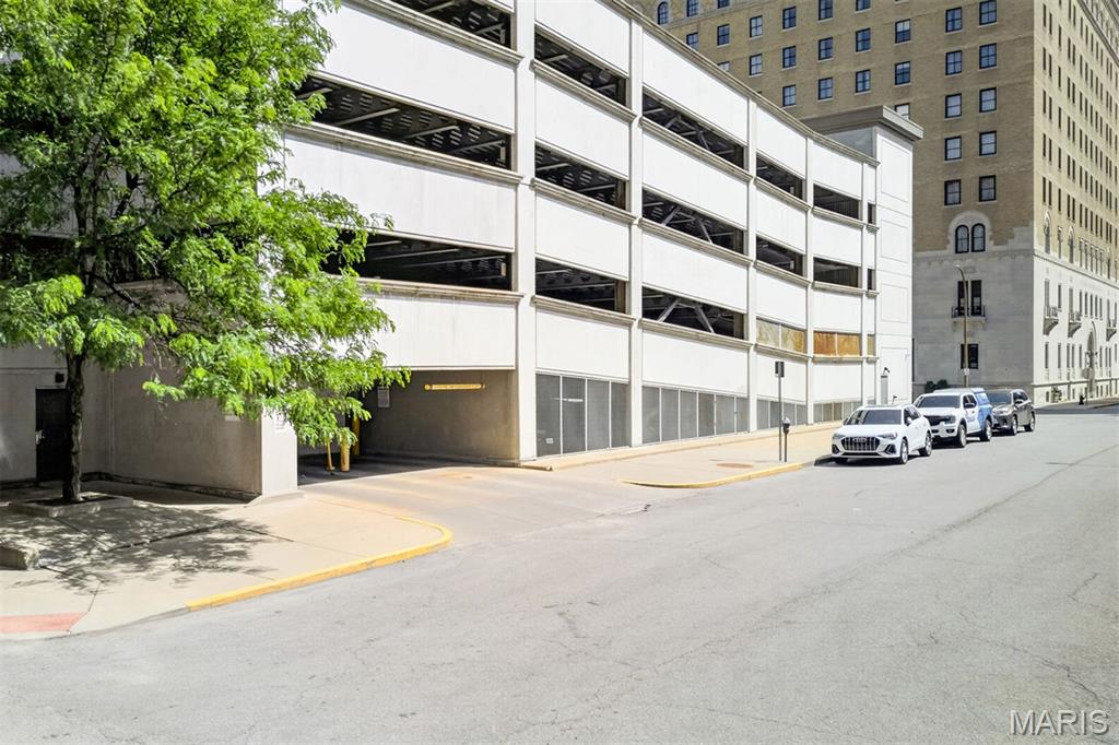 1523 Locust Street Unit: 243