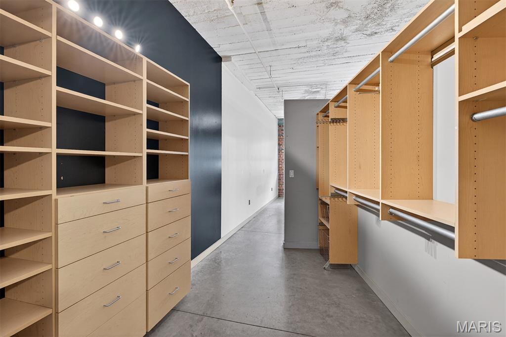 1611 Locust Street Unit: 603