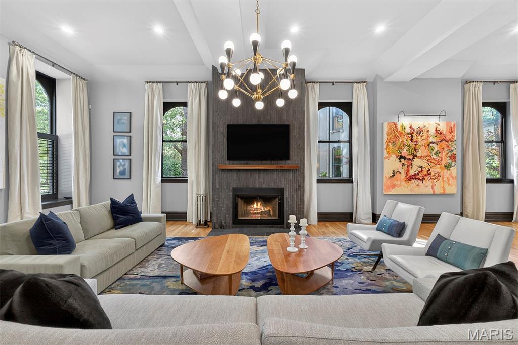 2035 Park Avenue