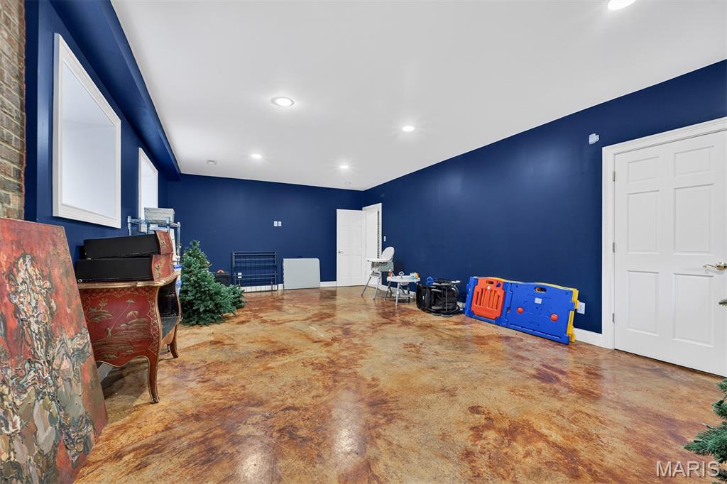 2035 Park Avenue