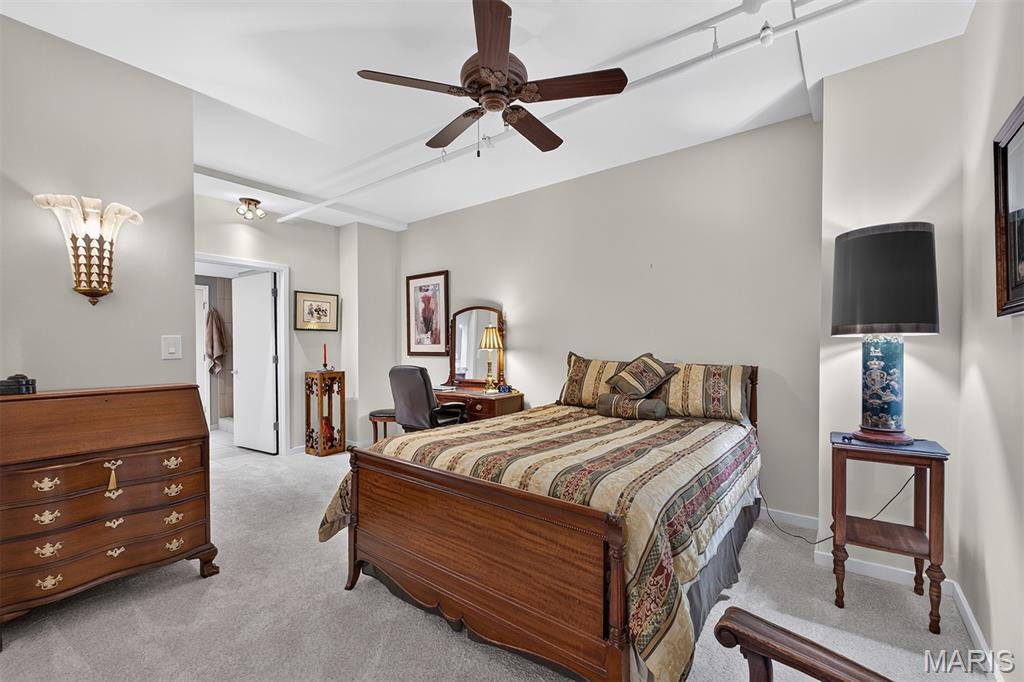 915 Olive Street Unit: 901