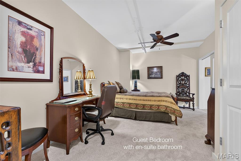 915 Olive Street Unit: 901