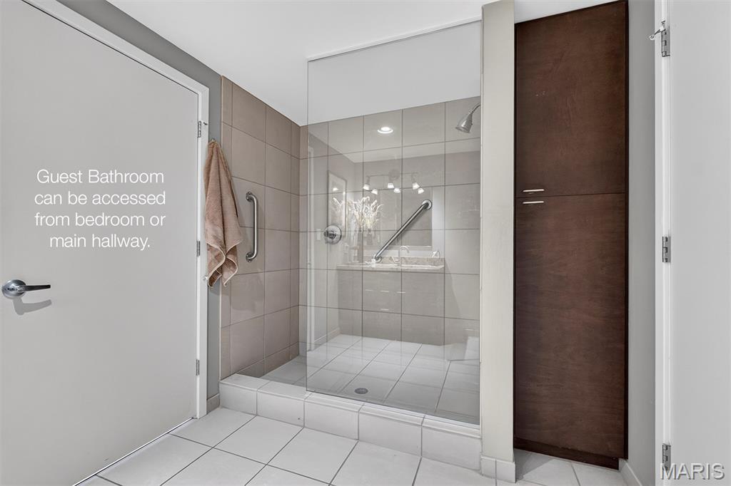 915 Olive Street Unit: 901