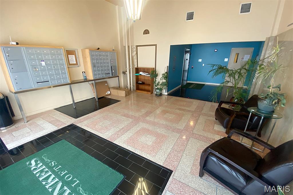 901 Washington Avenue Unit: 704