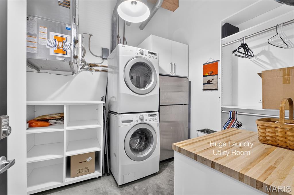 901 Washington Avenue Unit: 704
