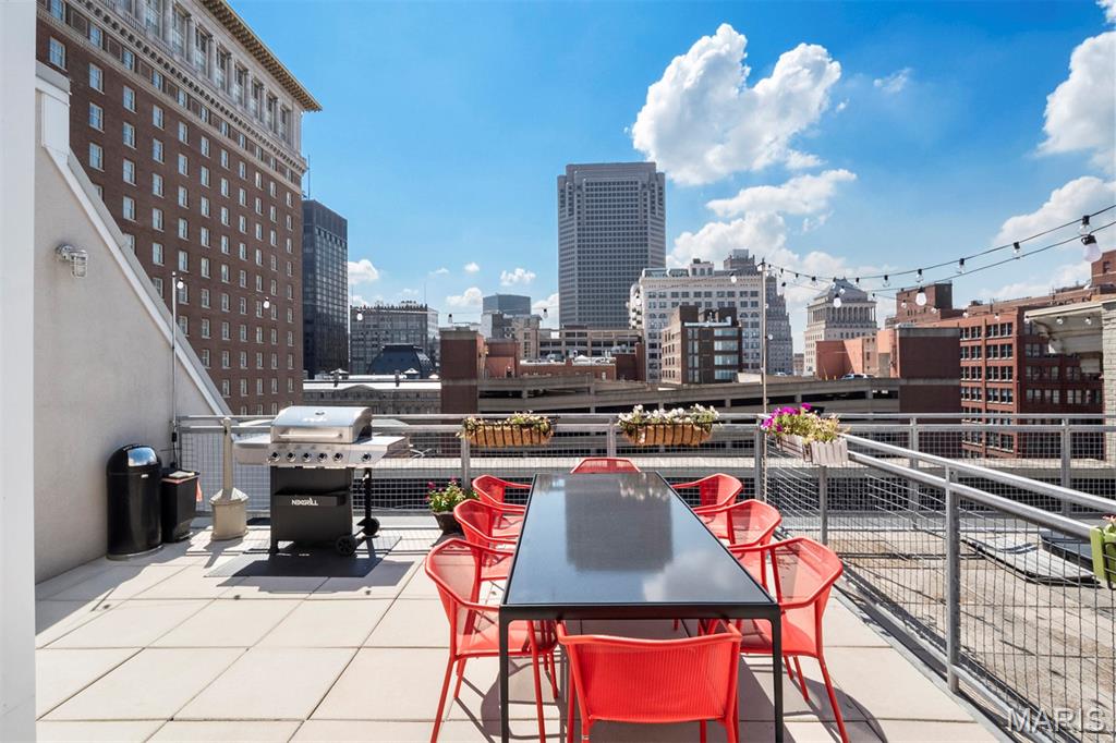 901 Washington Avenue Unit: 704