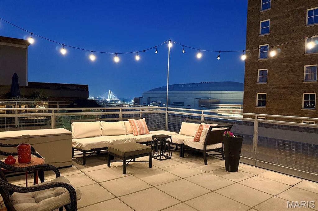 901 Washington Avenue Unit: 704