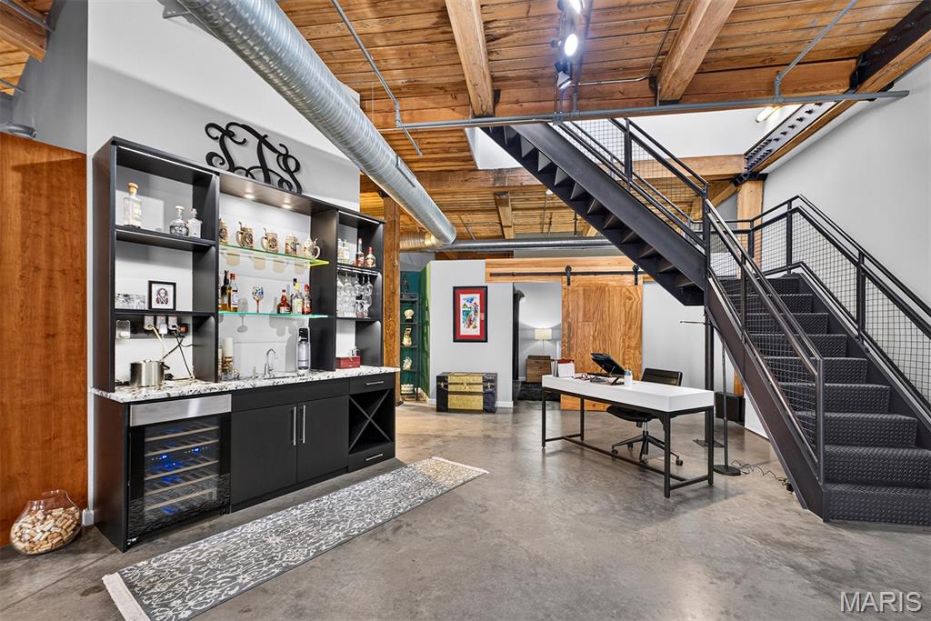901 Washington Avenue Unit: 704