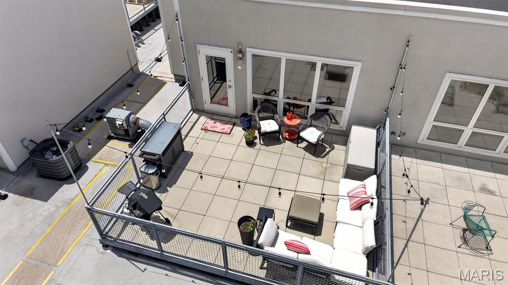 901 Washington Avenue Unit: 704