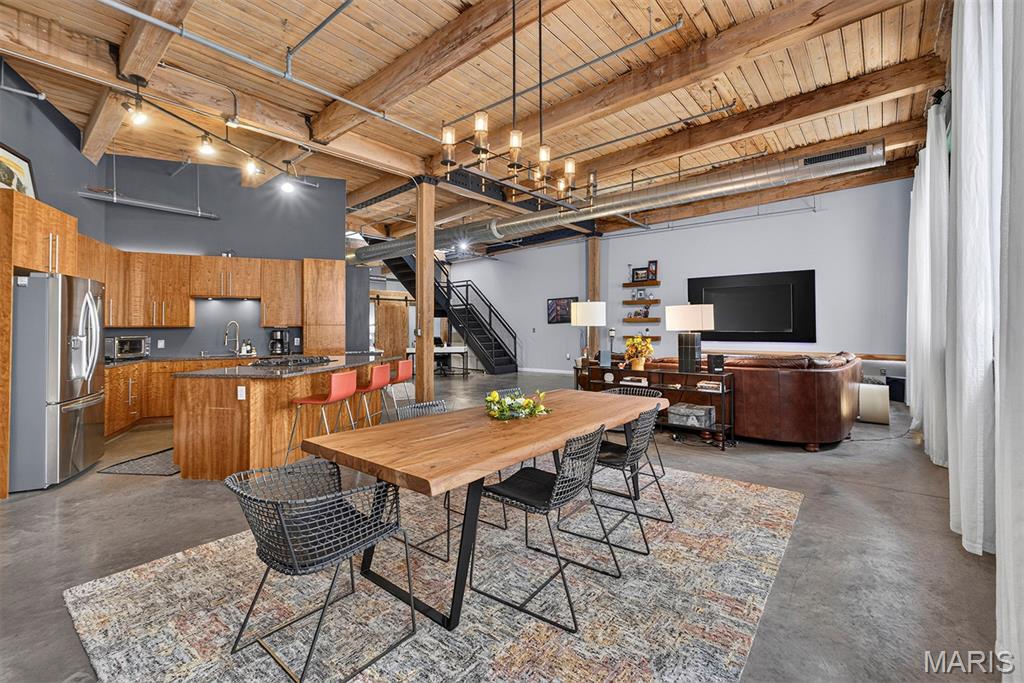 901 Washington Avenue Unit: 704