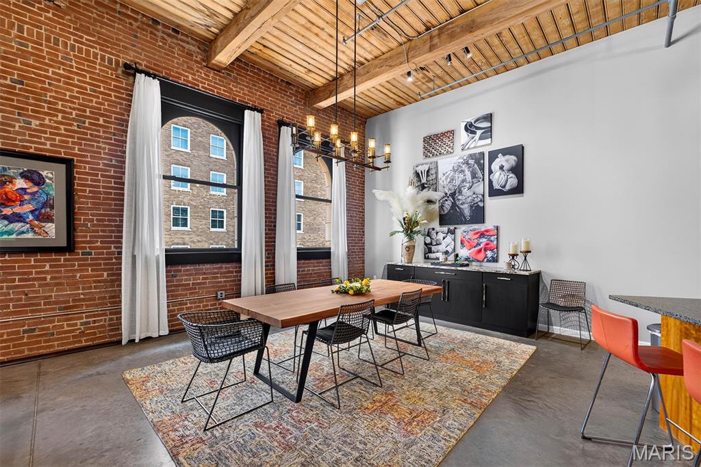 901 Washington Avenue Unit: 704