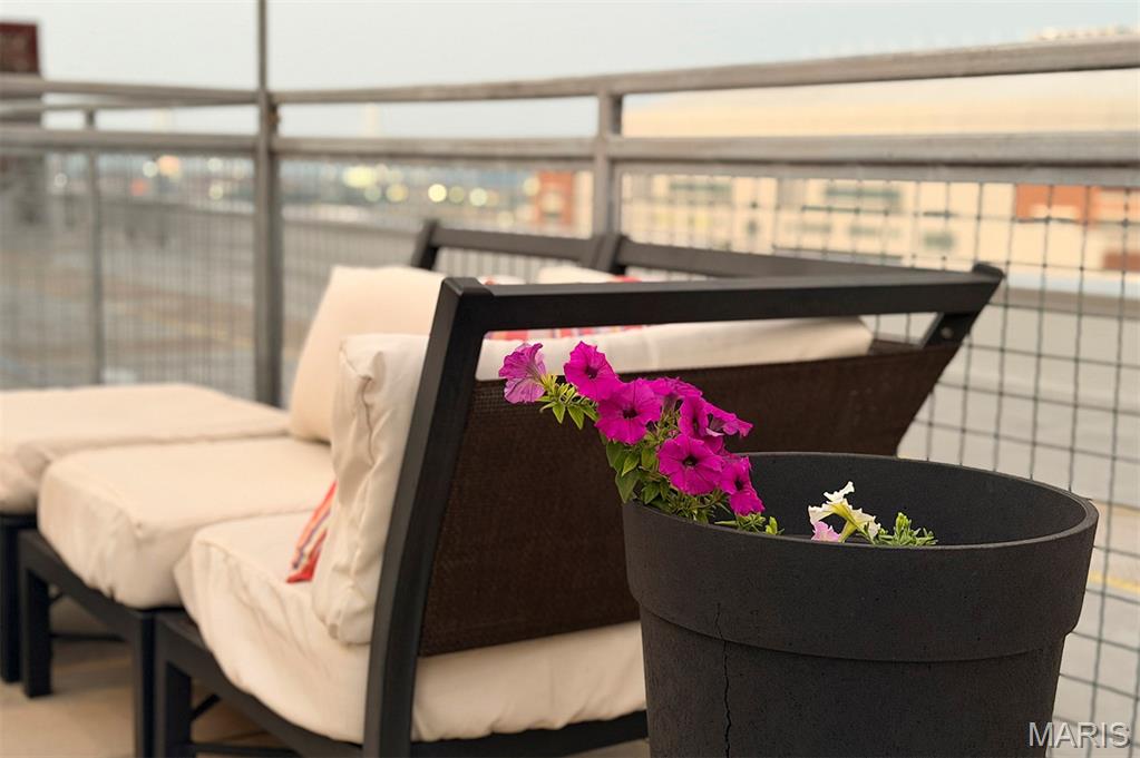 901 Washington Avenue Unit: 704